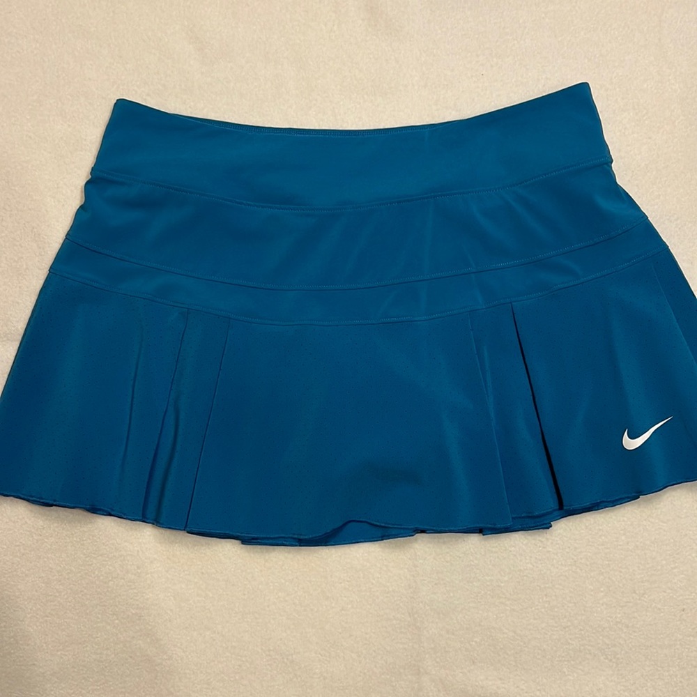 Nike Victory Breathe Tennis Athletic Skirt - Blue / Teal - Medium